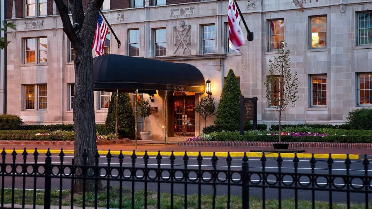 Hotel Lombardy