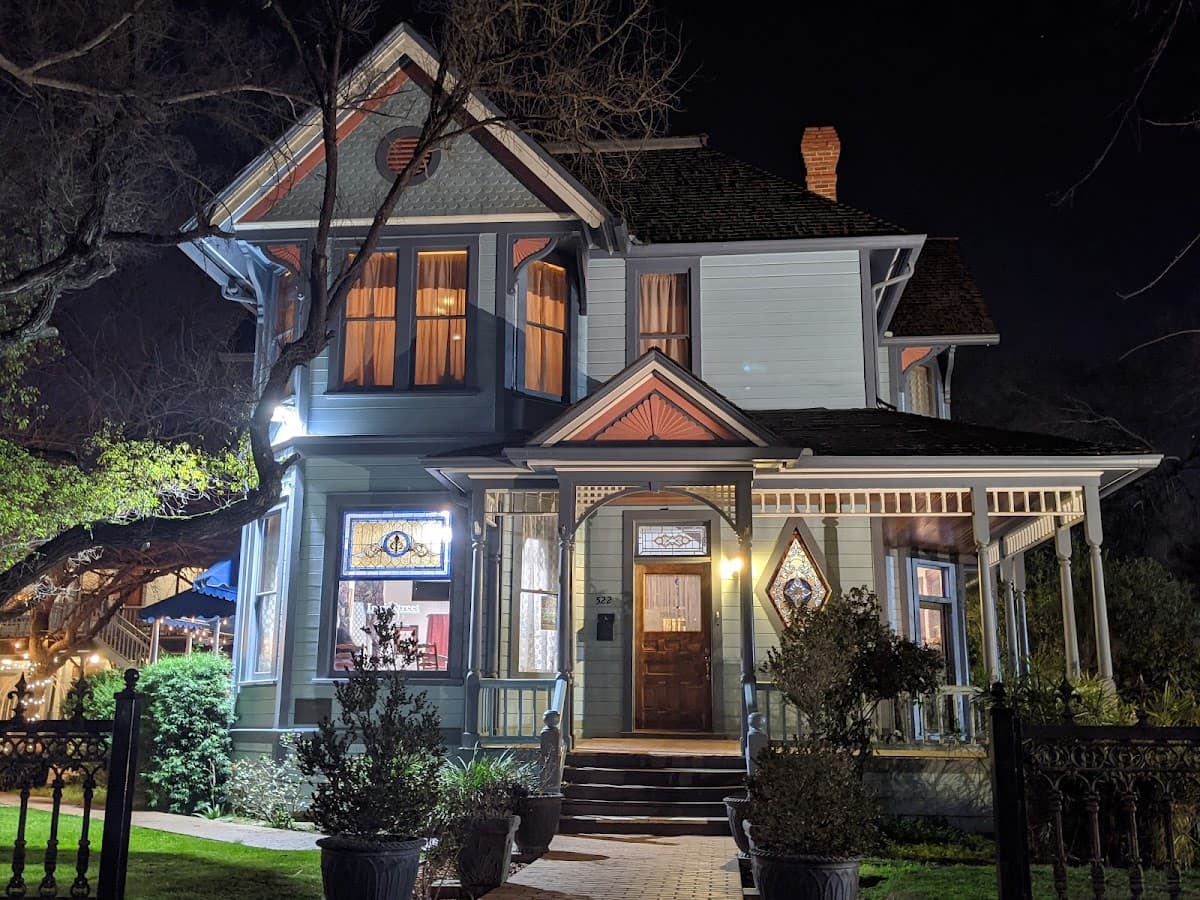 The Irwin Street Inn