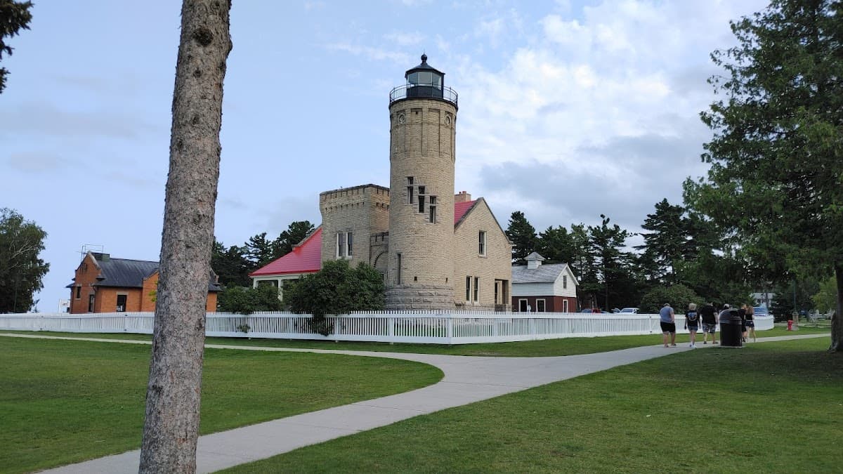 Parkside Inn Bridgeview