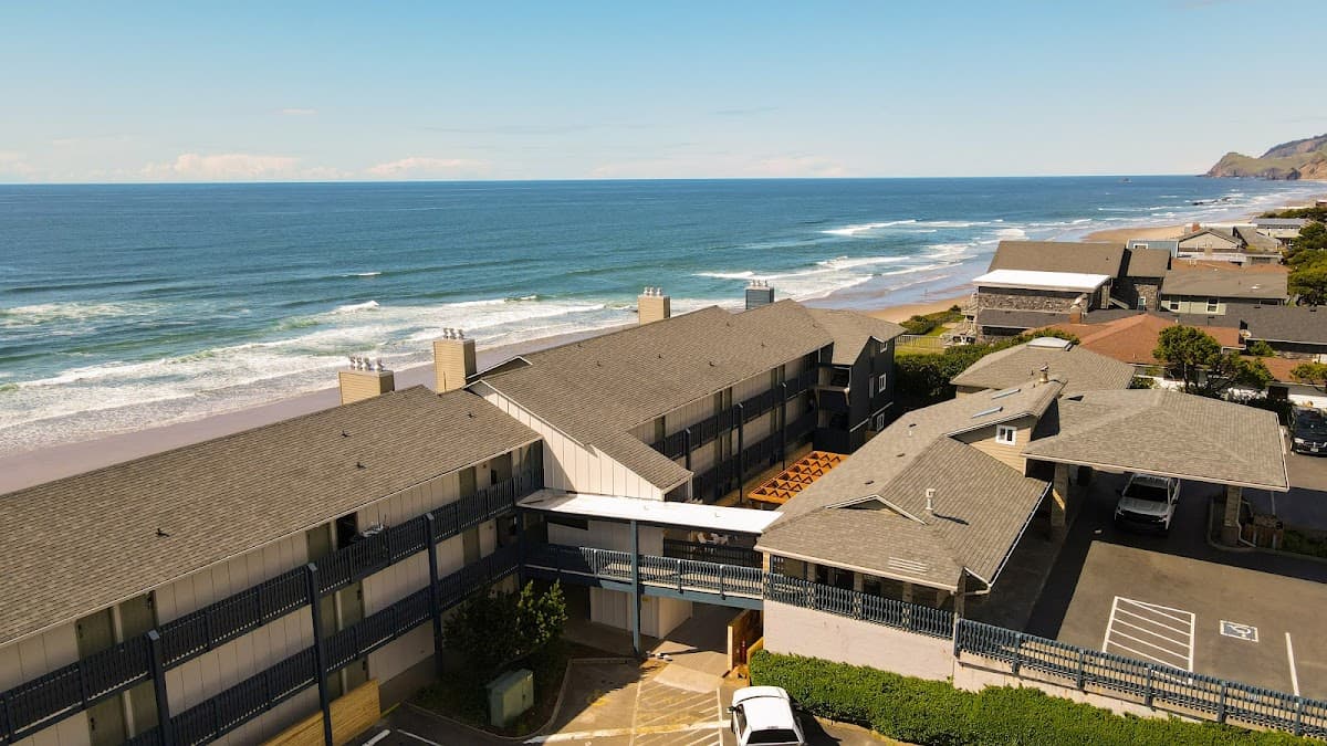 Surfland Hotel