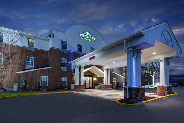 Wingate by Wyndham Roseville/Detroit