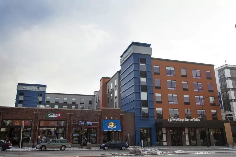 Hampton Inn & Suites Downtown St. Paul