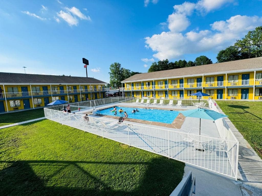 Rodeway Inn Jackson Northwest
