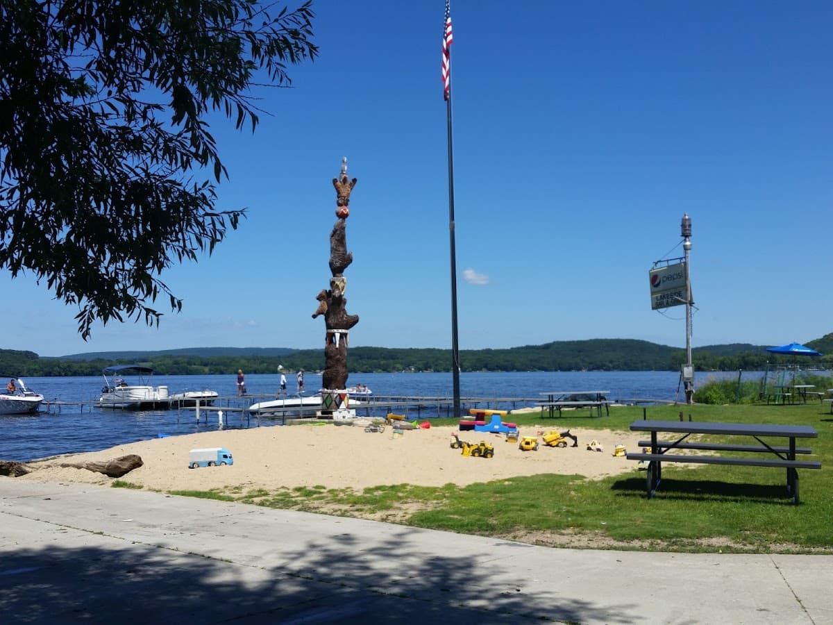 Lake Wisconsin Resort