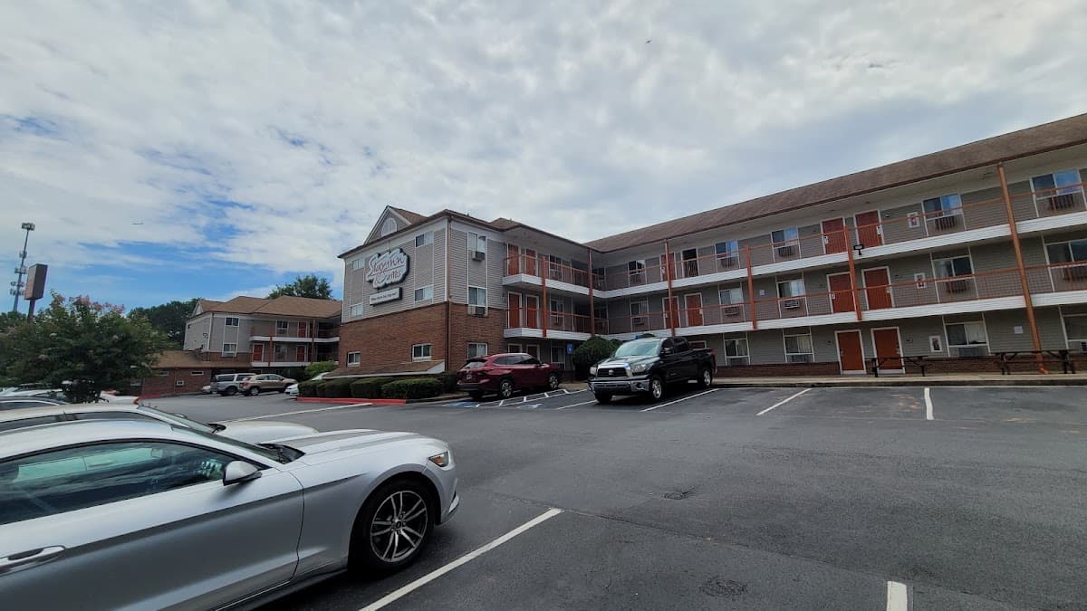 Stay Inn & Suites