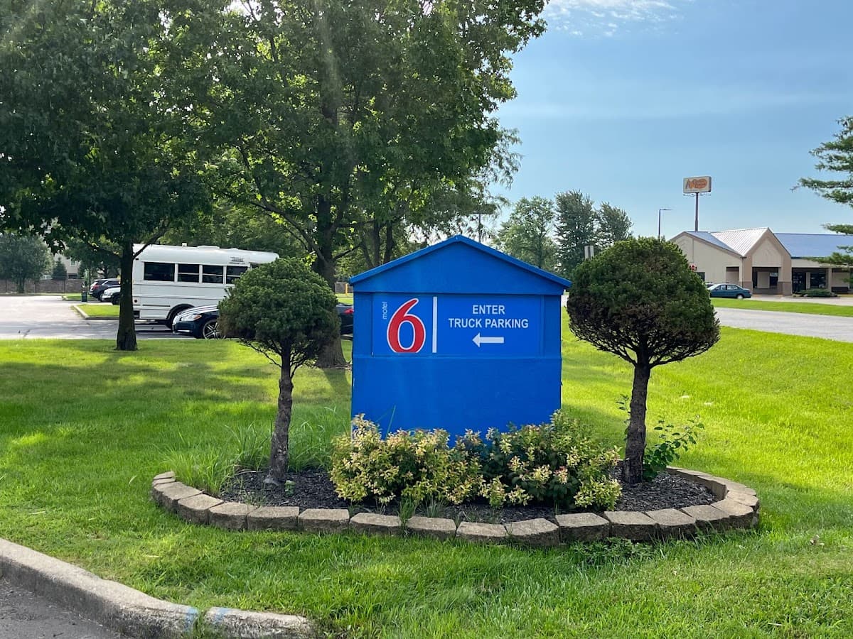 Motel 6 Lafayette, IN