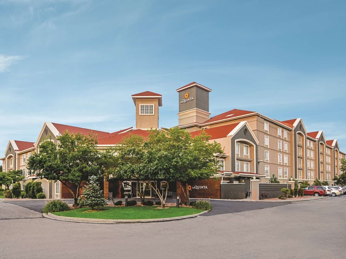La Quinta Inn & Suites by Wyndham Denver Airport DIA