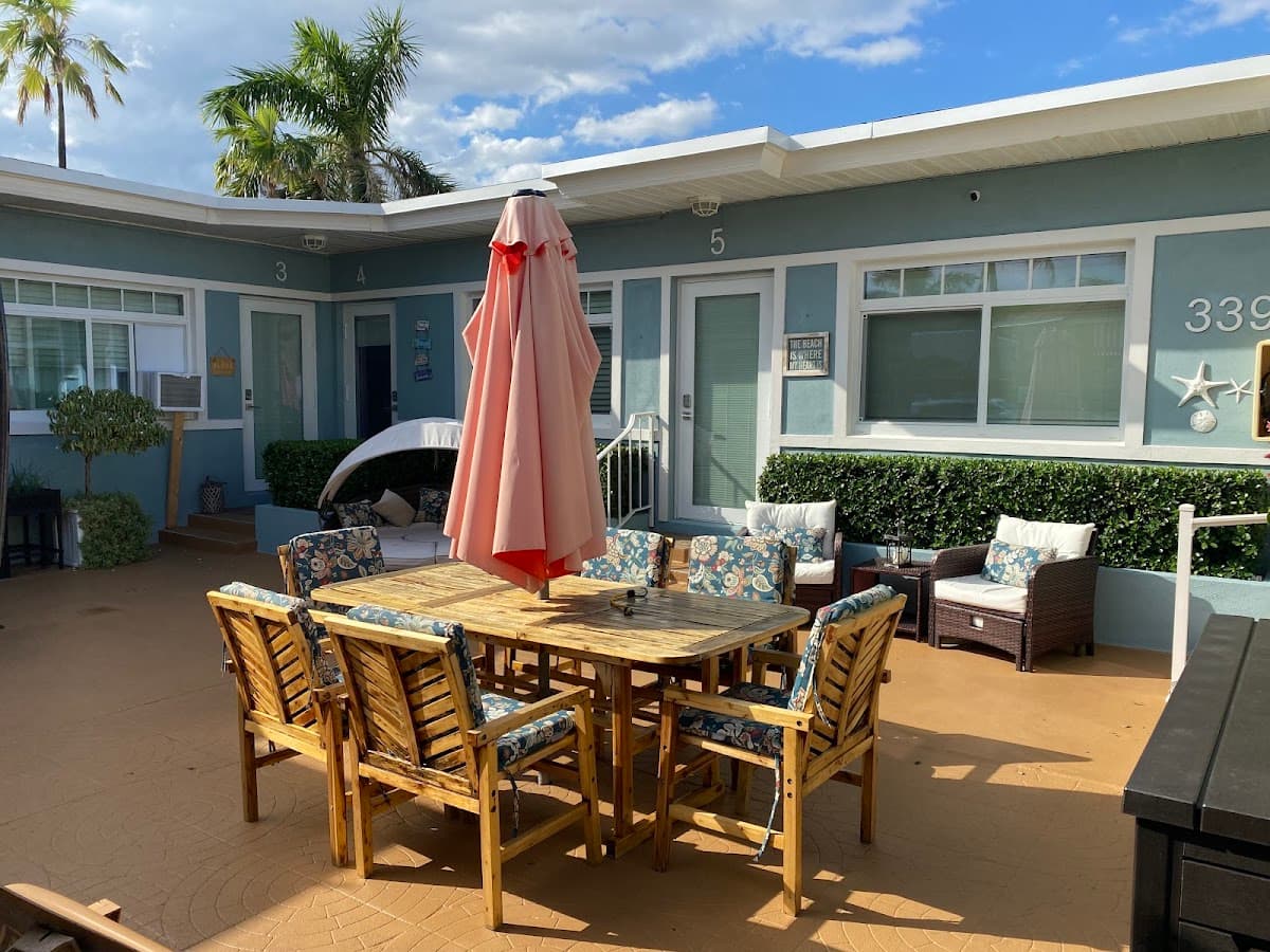 Tropic Isle Boutique Apartment