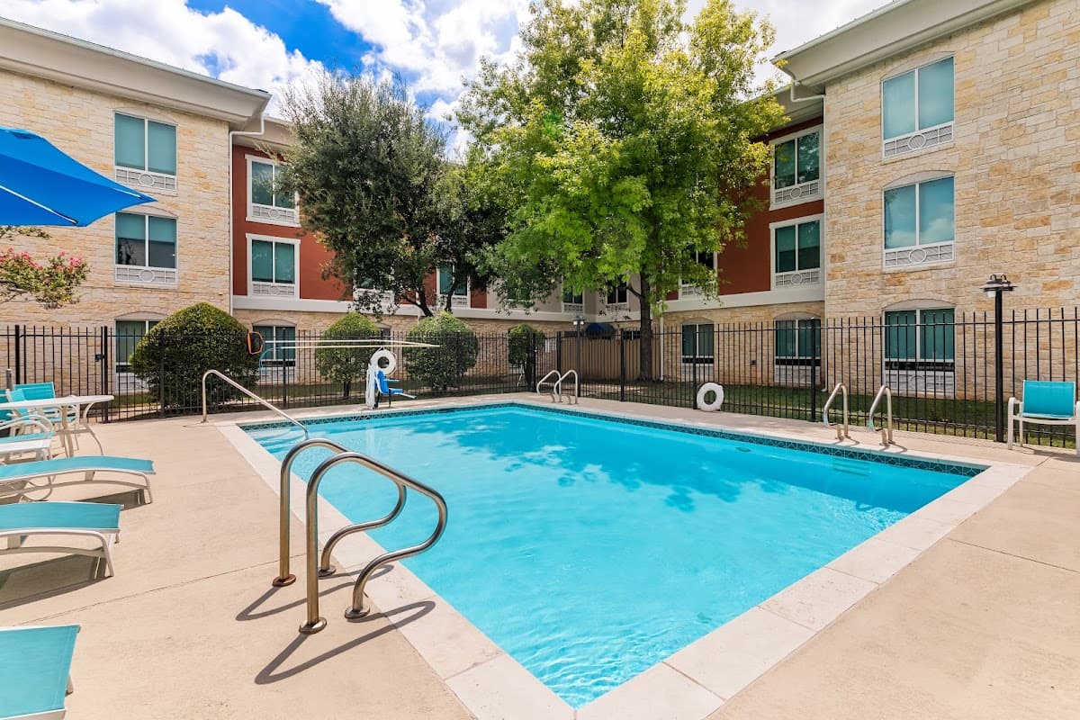 Holiday Inn Express & Suites Austin SW - Sunset Valley by IHG