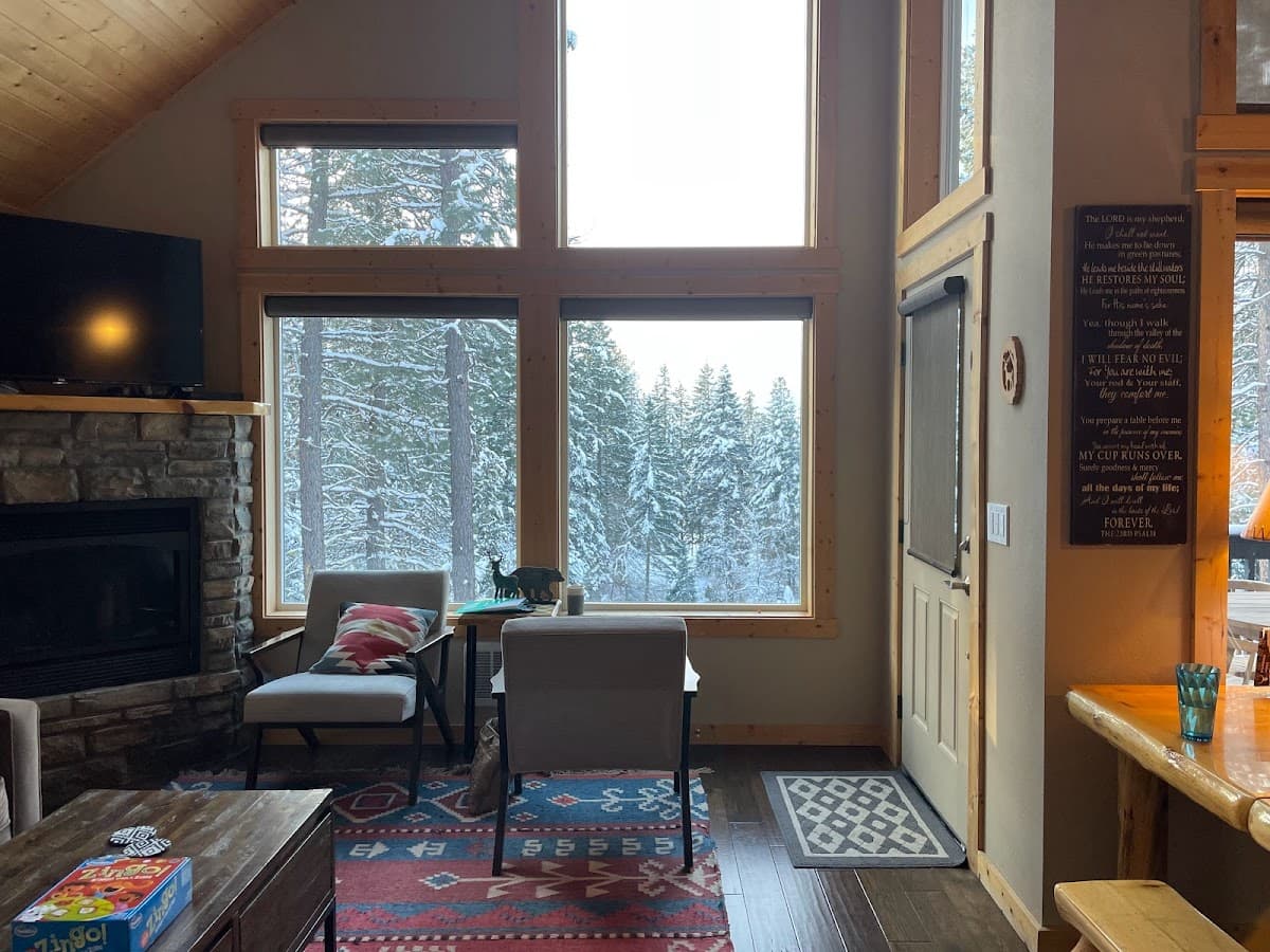 Wildhorn Lodge