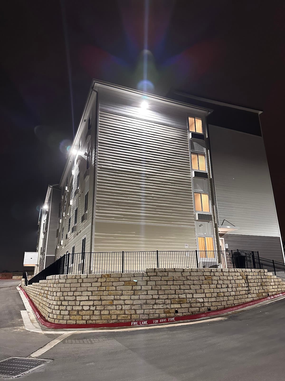 WoodSpring Suites Austin Central
