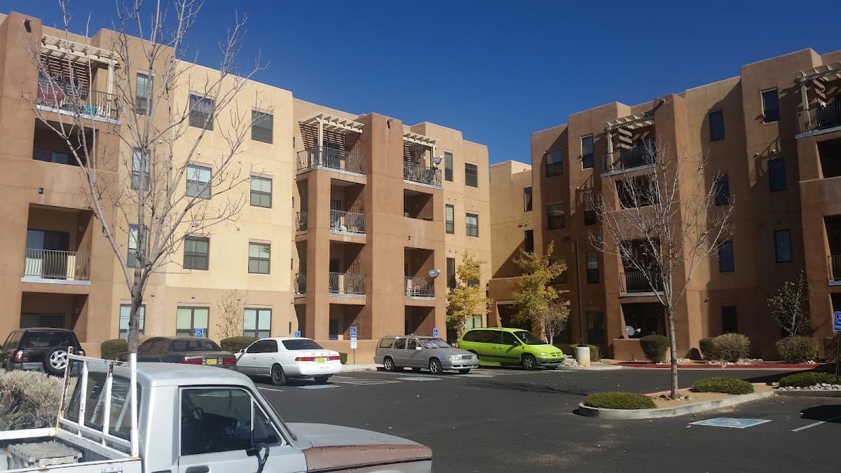 Tres Santos Apartments