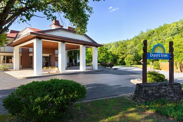 Days Inn by Wyndham Helen