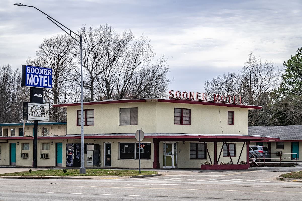 Sooner Motel