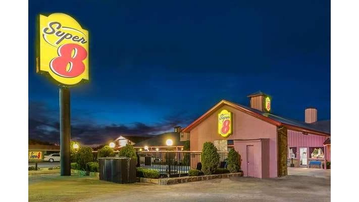 Super 8 by Wyndham Eastland