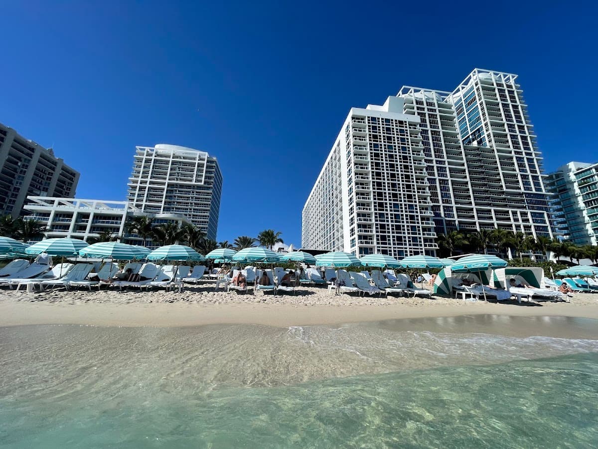 Carillon Miami North Tower