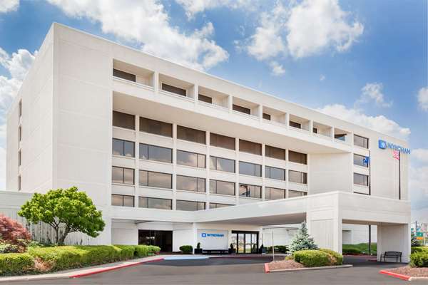 Wyndham Indianapolis Airport
