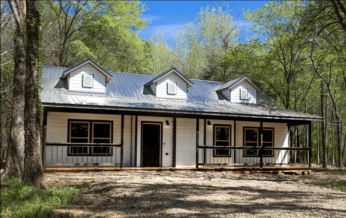 Luna Lodge
