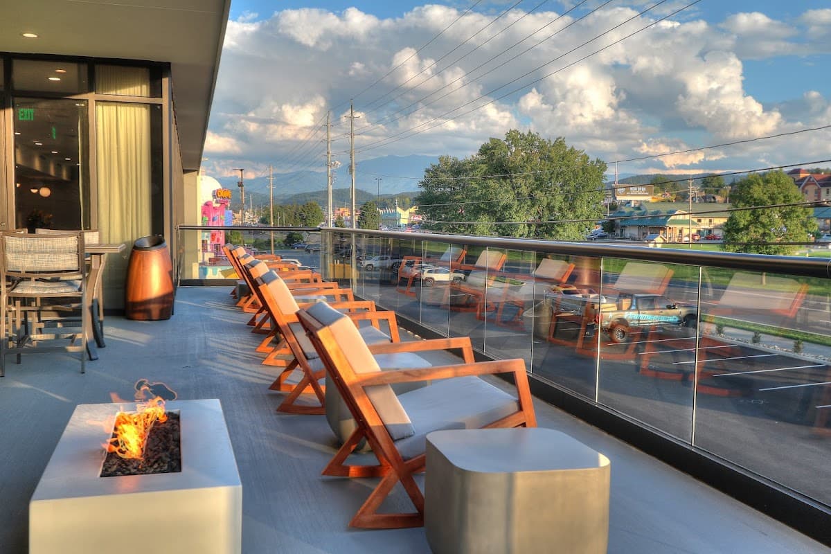 Holiday Inn & Suites Pigeon Forge Convention Center by IHG