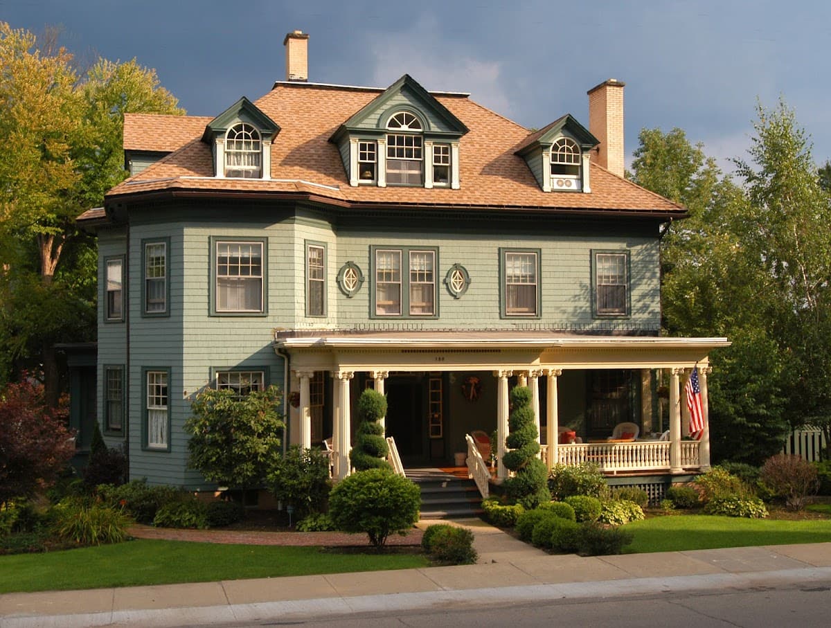 Mountain Laurel Inn