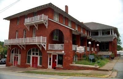 The Belmont Inn