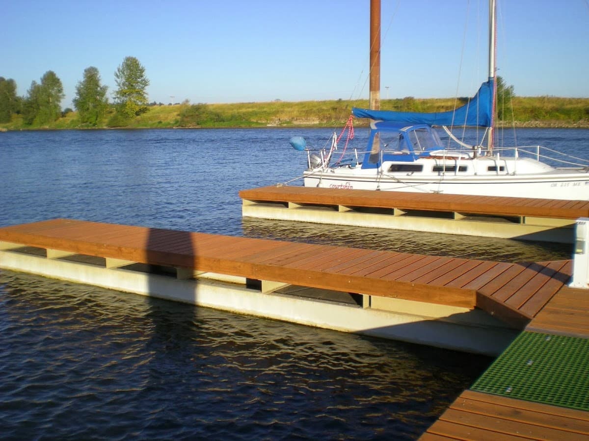 Lighthouse Marina