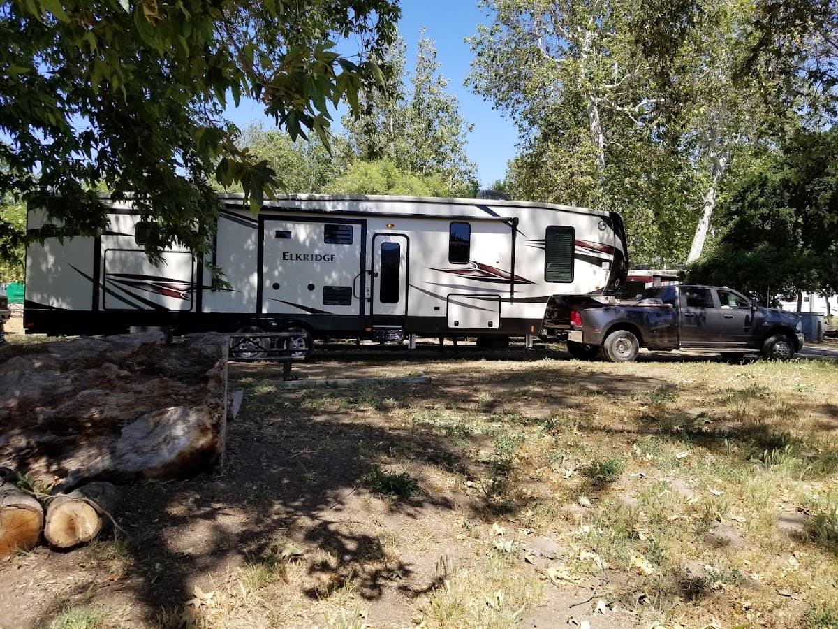San Benito Camping Resort Studio Cabin 2