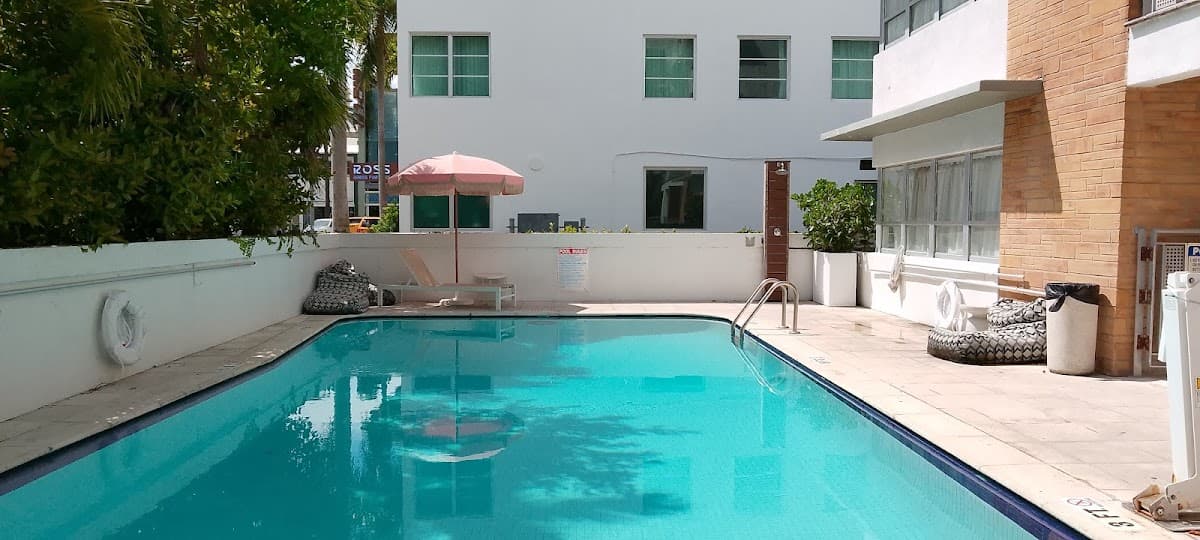 Crest Hotel Suites