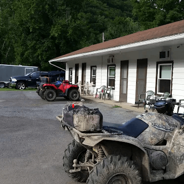 The Rosebriar Inn on Kettle Creek