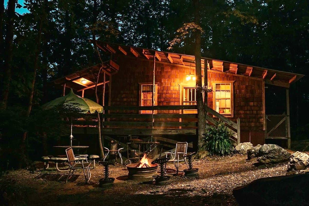 Lone Cedar Cabins