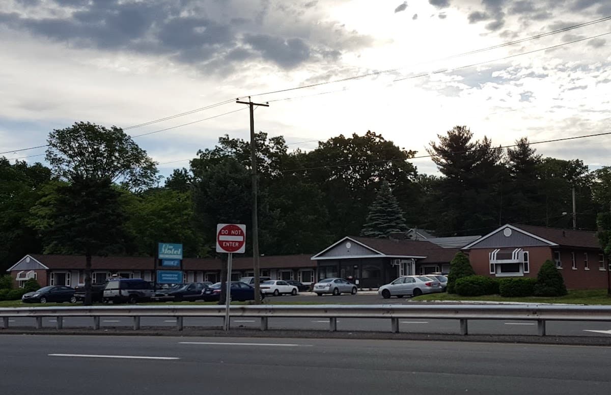 Elm Motel