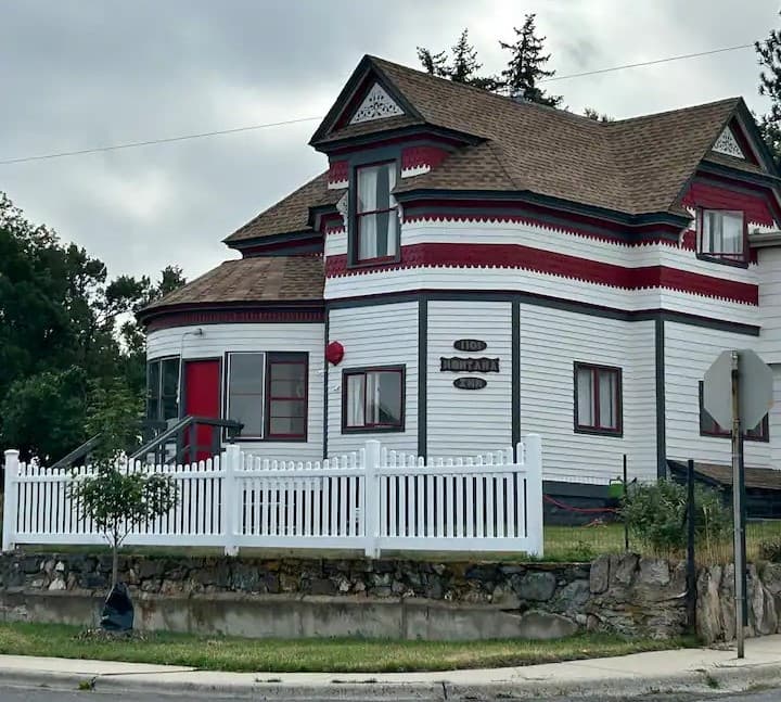 The Montana Inn