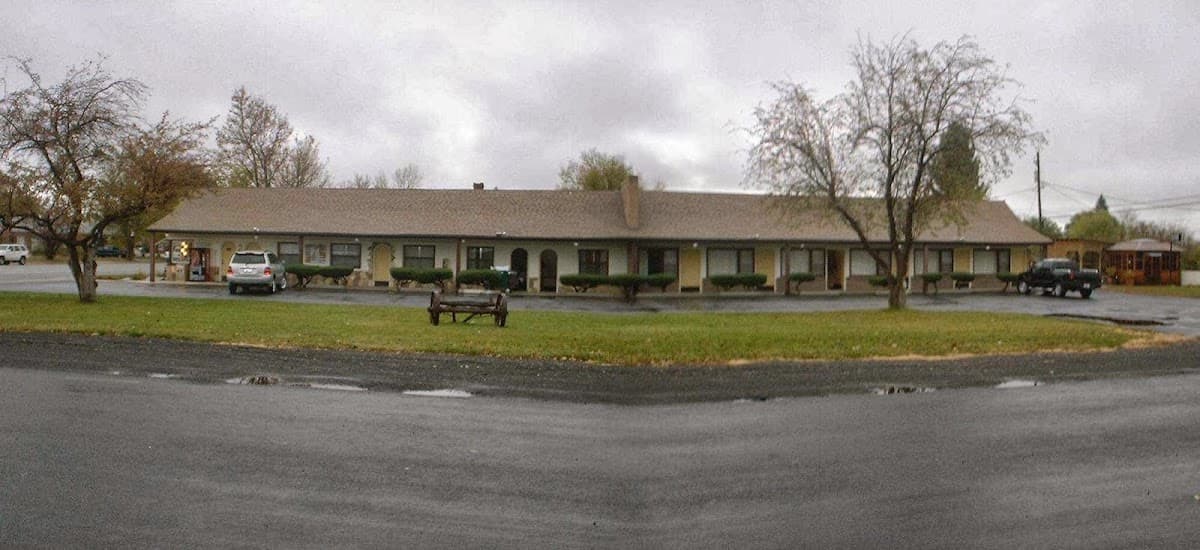 Canyon Lodge Motel