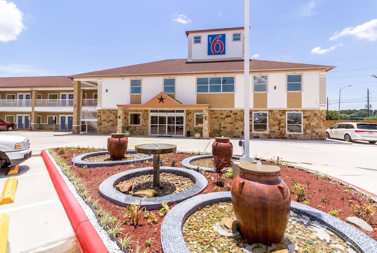 Motel 6 Houston, TX - North