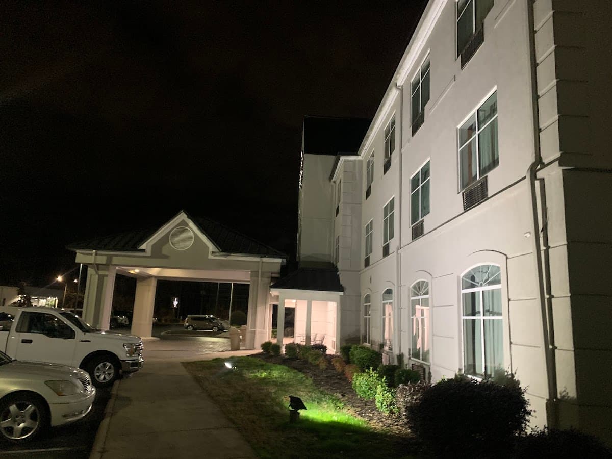 Country Inn & Suites by Radisson, Newport News South, VA