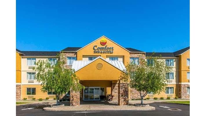 Comfort Inn & Suites