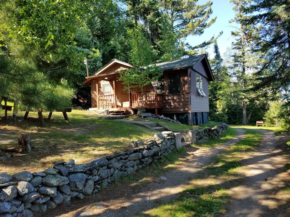 Vintage Vermilion Cabins and Retreat