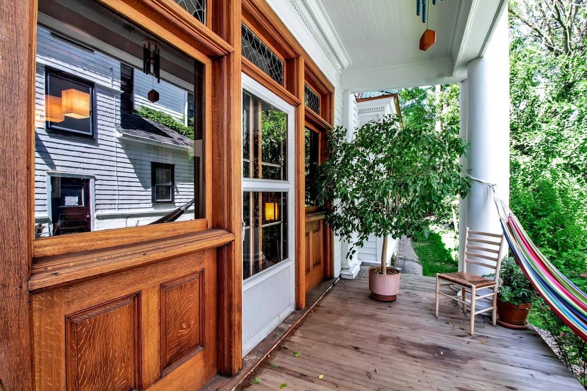 Summer Street Guest House Buffalo