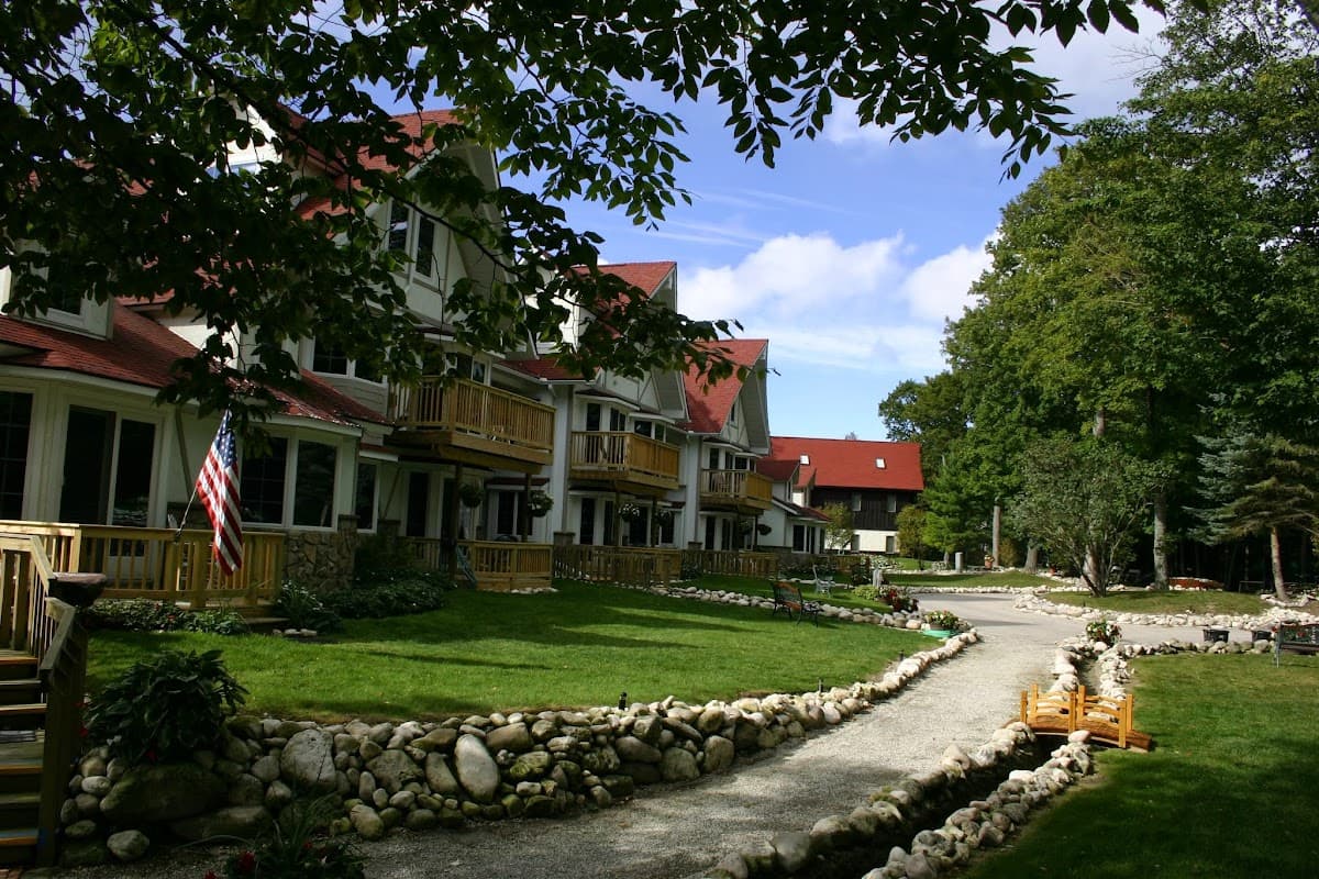 LakeBluff Condos at Stonecliffe