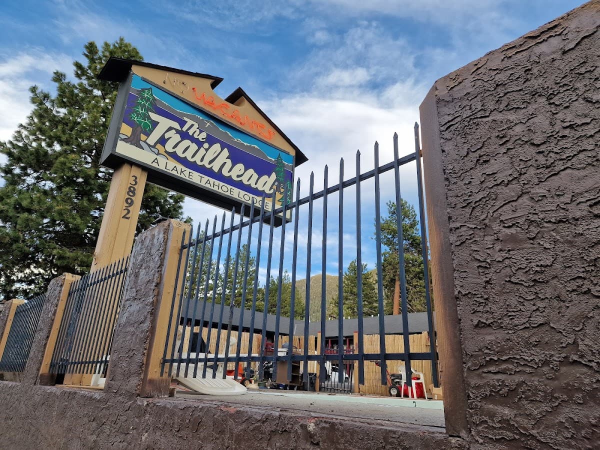 The Trailhead Lodge