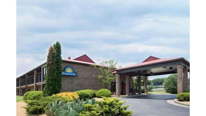Days Inn by Wyndham Fort Payne