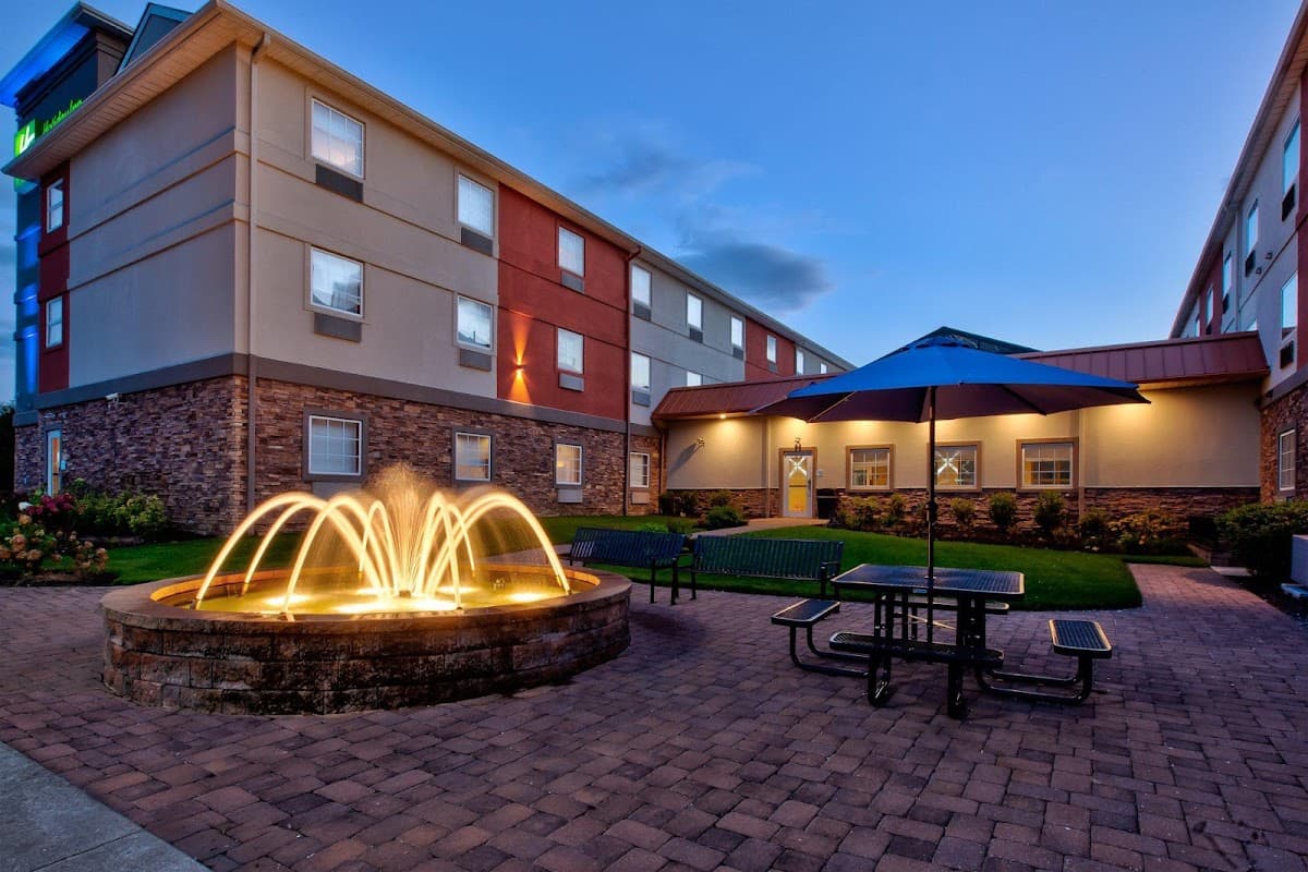 Holiday Inn Express & Suites Absecon-Atlantic City Area by IHG