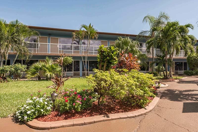 Rodeway Inn & Suites Fort Lauderdale Airport & Port Everglades Cruise Port Hotel