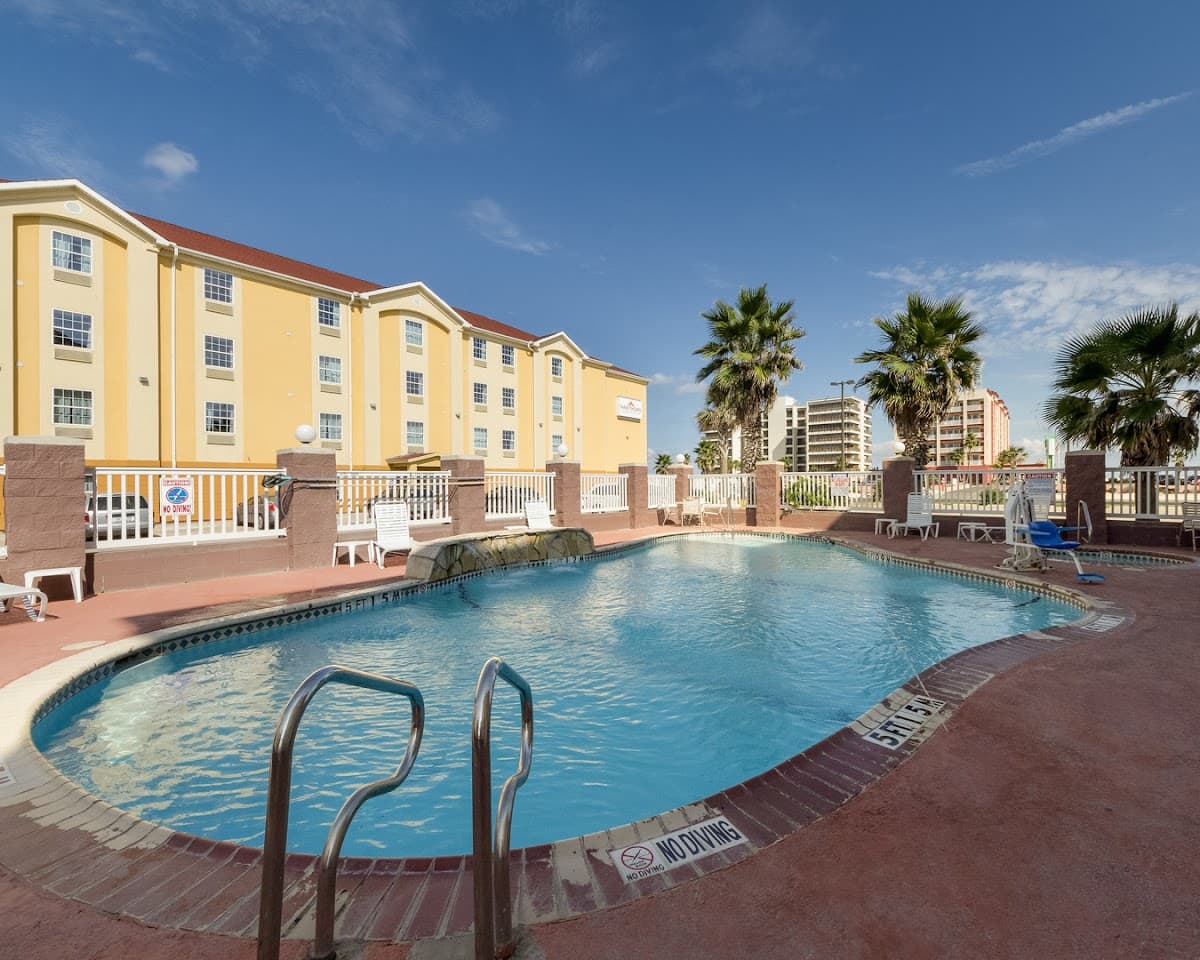 Holiday Inn Express & Suites Corpus Christi-N Padre Island, an IHG Hotel
