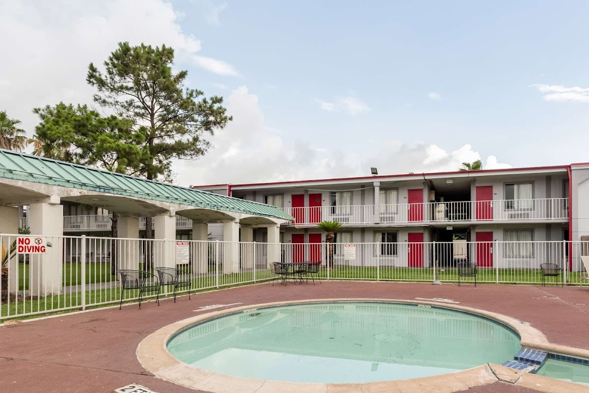 Motel 6 Houston, TX - East