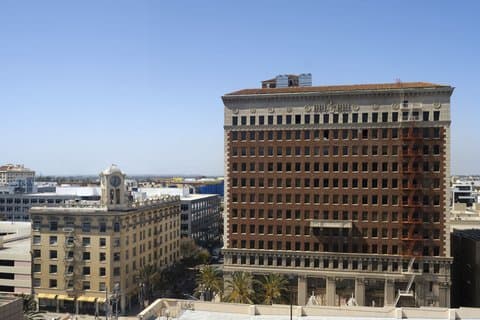 Marriott Long Beach Downtown