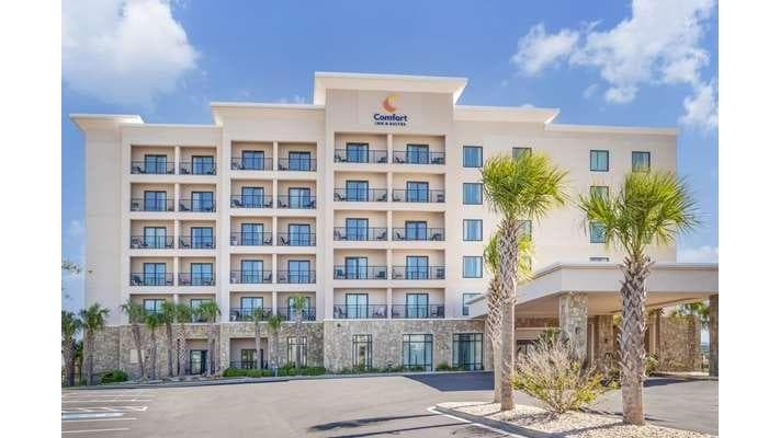 Comfort Inn & Suites Gulf Shores East Beach near Gulf State Park