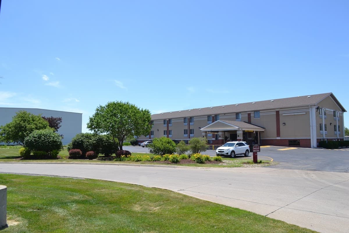 Countryside Inn & Suites, Council Bluffs, IA