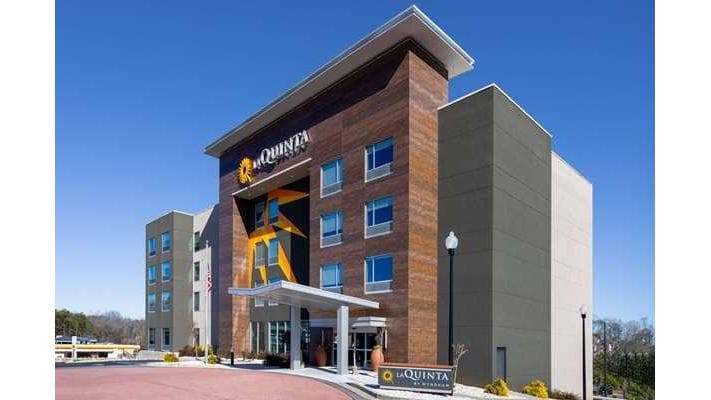La Quinta Inn & Suites by Wyndham Locust Grove