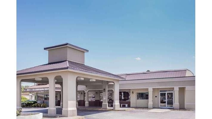 Super 8 by Wyndham Augusta